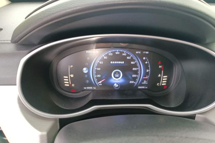 Used Geely Auto Emgrand X7 Sport 2018 1.8TD Automatic Two-Wheel Drive Smart 4G Connected Version Instrument Cluster