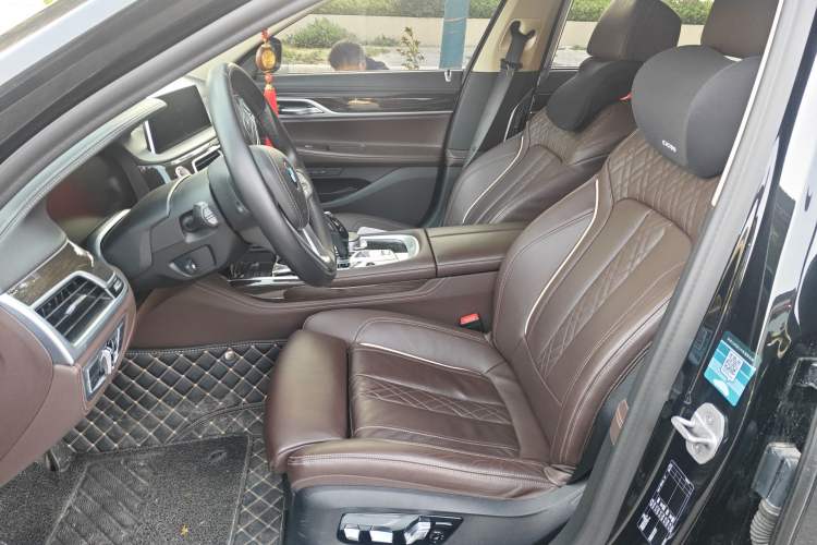 Used BMW 7 Series 2021 730Li Luxury Package