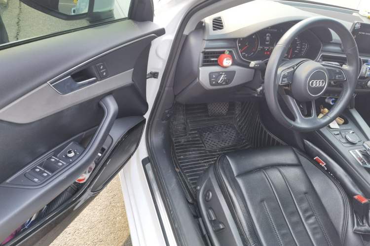 Used Audi A4L 2018 30th Anniversary Edition 40 TFSI Trendy Model