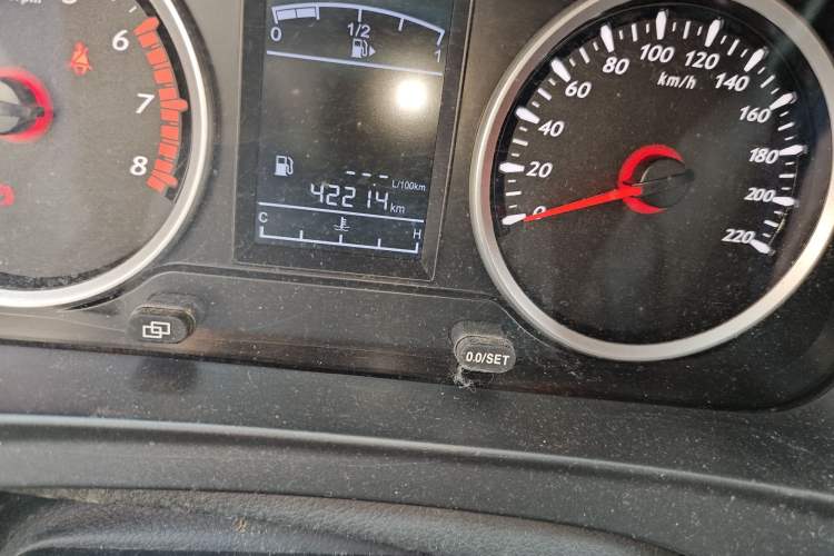 Used FORTHING SX6 2018 1.6L Manual Luxury Model
