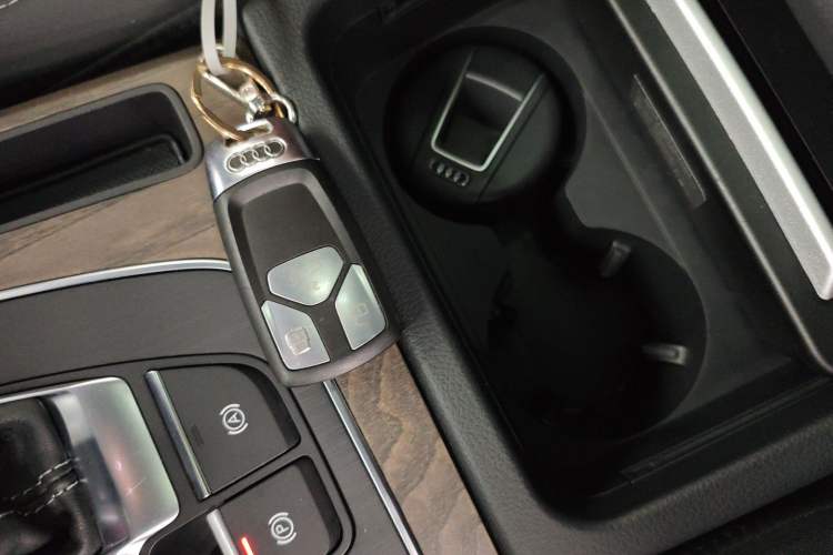 Used Audi Q5L 2022 Updated Version 45T Luxury Prestige Edition Interior 1