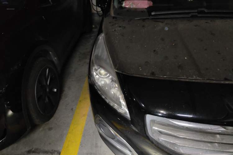 Used Peugeot 3008 2015 2.0L Automatic Classic Edition