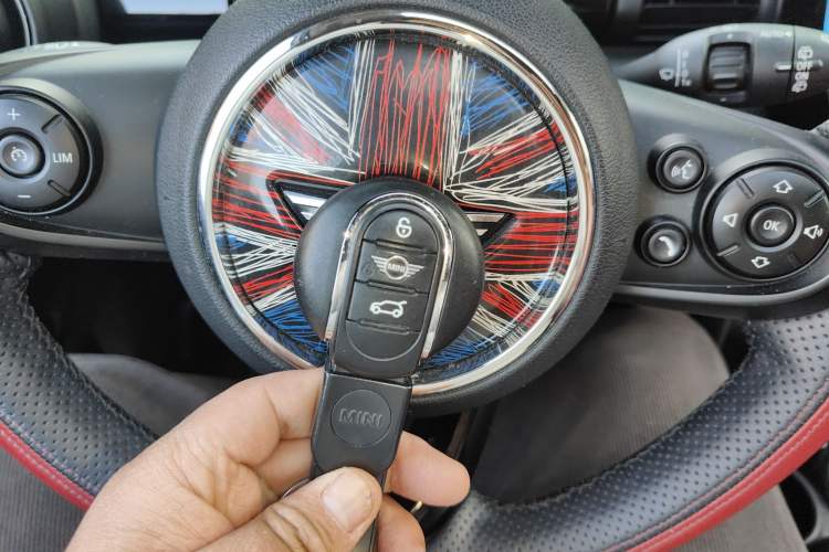 Used MINI MINI 2018 1.5T COOPER Classic Edition Five-Door Version