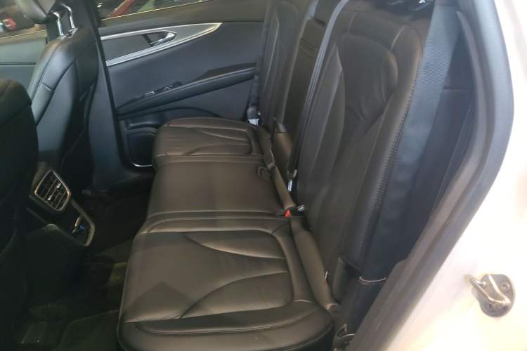 Used Lincoln MKX 2018 2.0T Two-Wheel Drive Deluxe Edition