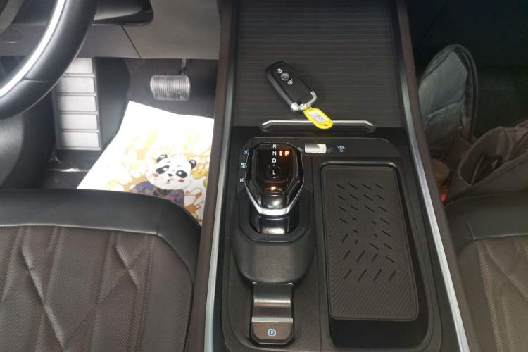 Used Ford Edge 2025 Ford Explorer L 2.0T EcoBoost E-Hybrid Four-Wheel-Drive 7-Seater Supreme Model