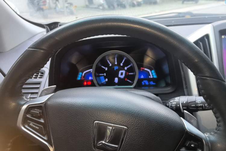 Used Luxgen U6 SUV 2017 1.8T Enhanced Charm Edition
