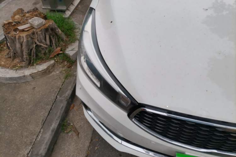 Used Kia K3 2016 1.6L Automatic GLS Right Front Headlight