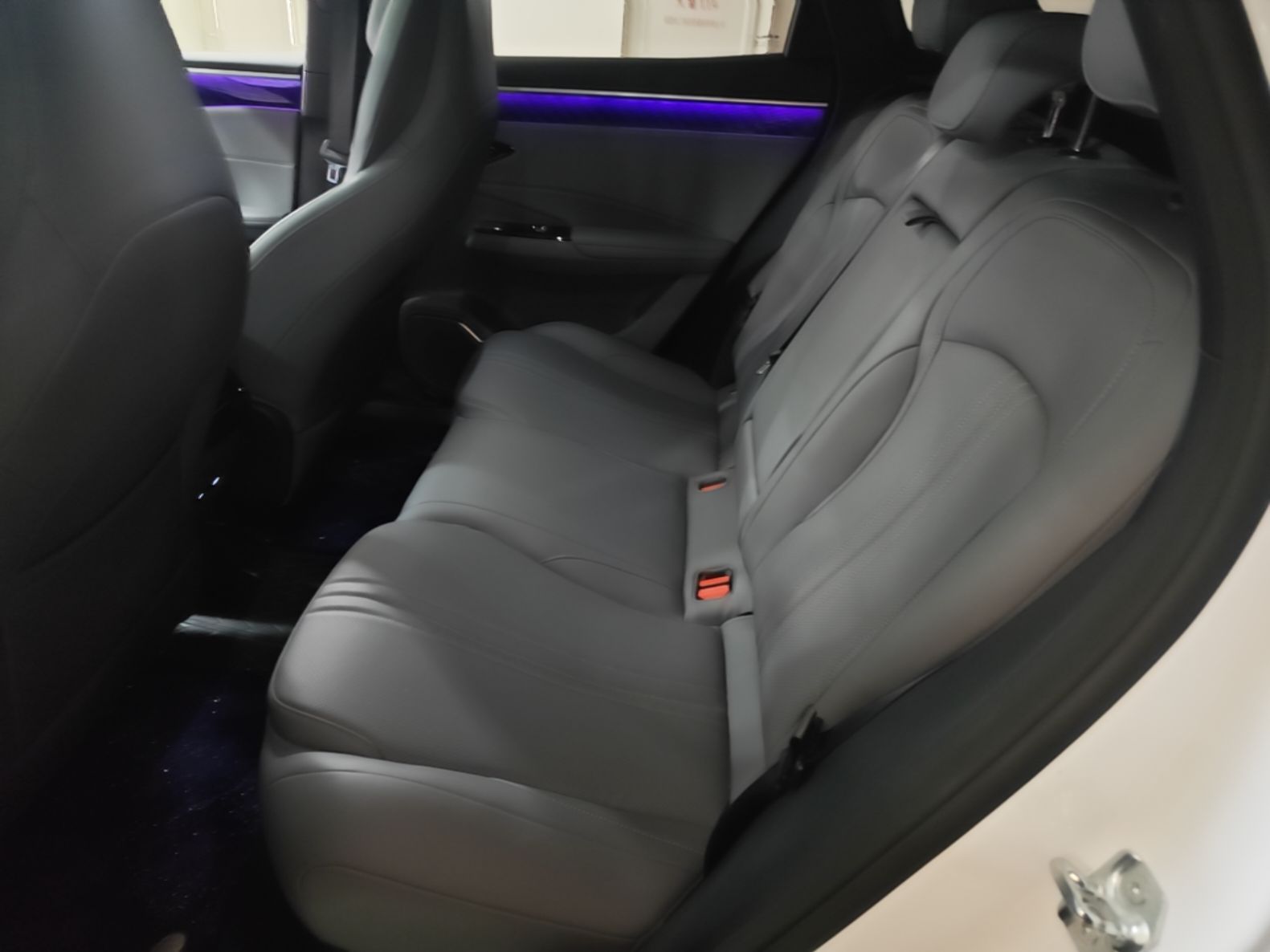 Geely Galaxy L7 2025 EM-i 115km Exploration+ Edition — снимка 20