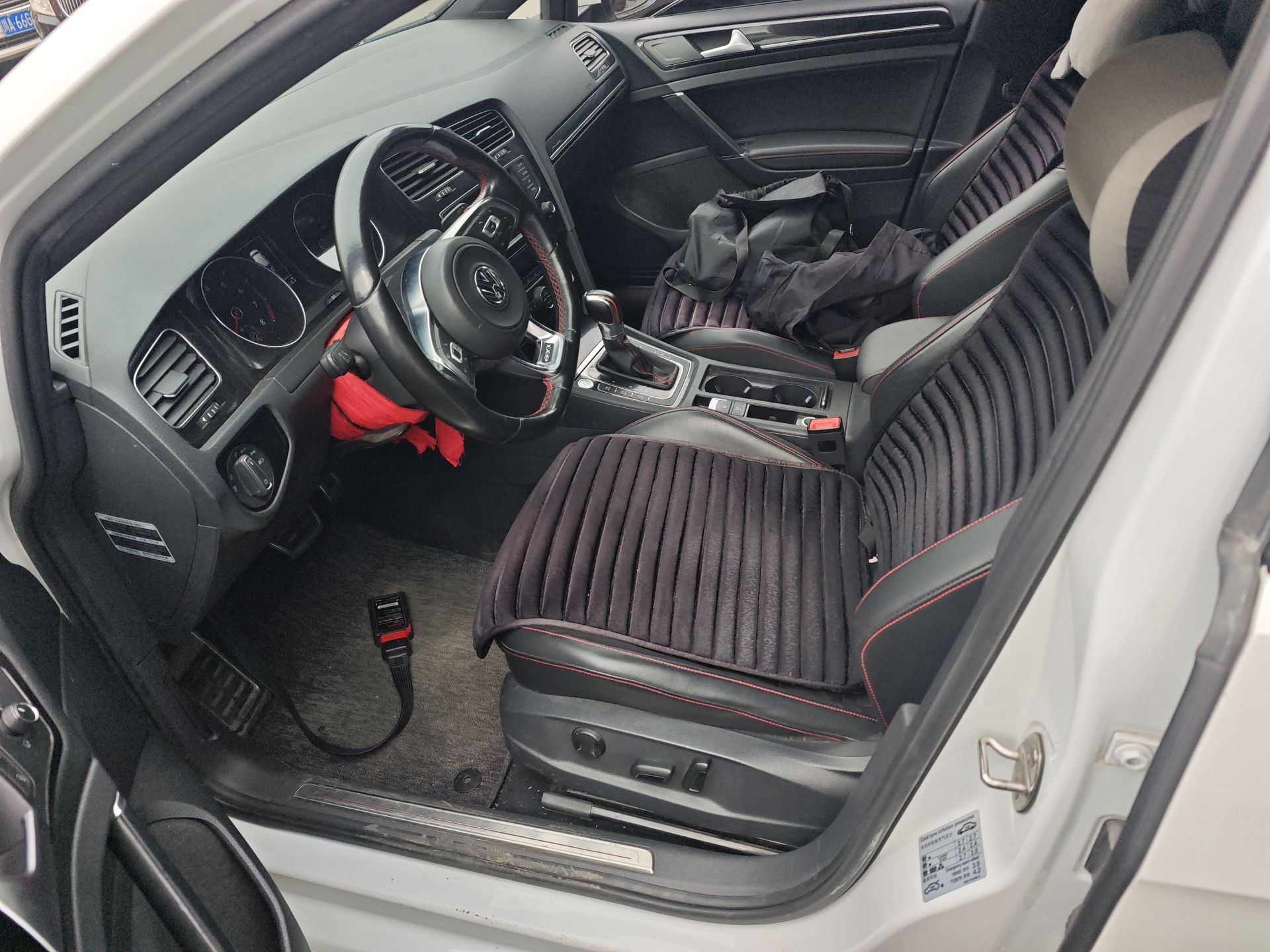 Interior delantero