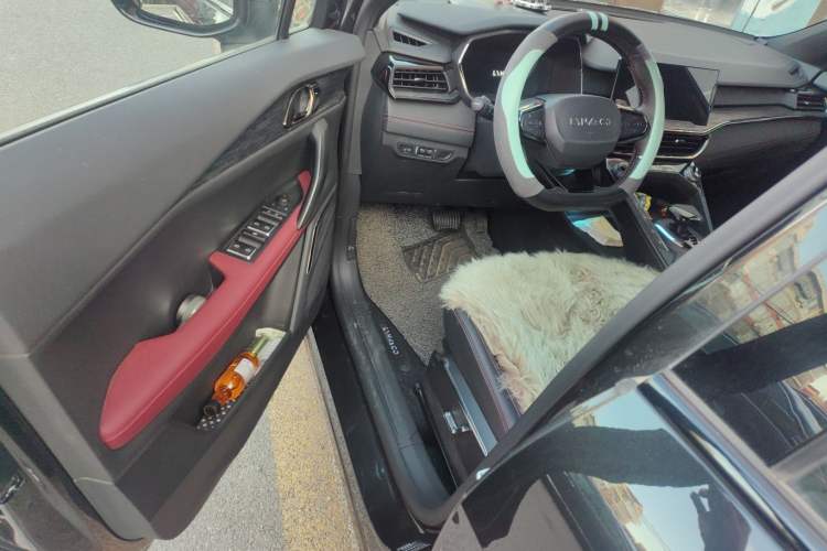 Used Lynk & Co 06 2020 1.5T JinPro model
