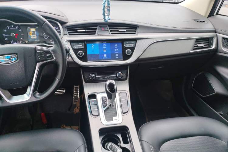 Used Geely Auto Emgrand GS 2016 Sport Edition 1.3T Automatic LingShang Model Audio And AC Panel