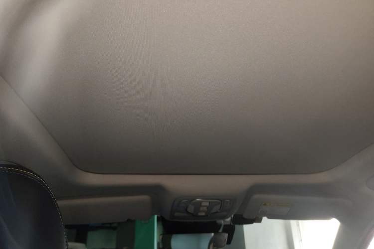 Used MG ONE 2022 β-Enjoy-Life Series 1.5T Fully Satisfying Model 1228 Headliner