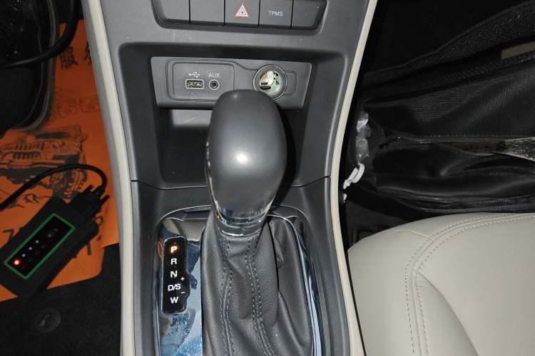 Used Roewe 360 2015 1.5L Automatic Luxury Edition
