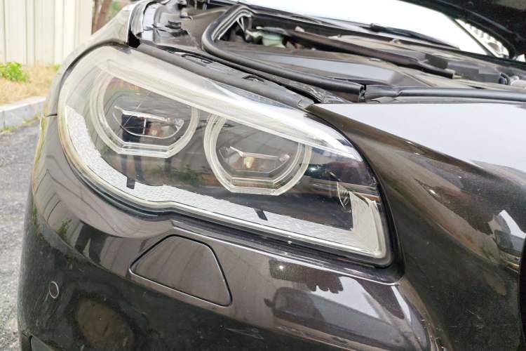 Used BMW 5 Series 2015 535Li Leading Model