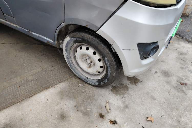 Used CHANGAN KAICHENG Star 2013 1.2L New Changan Star Basic Version Right Front Wheel Hub