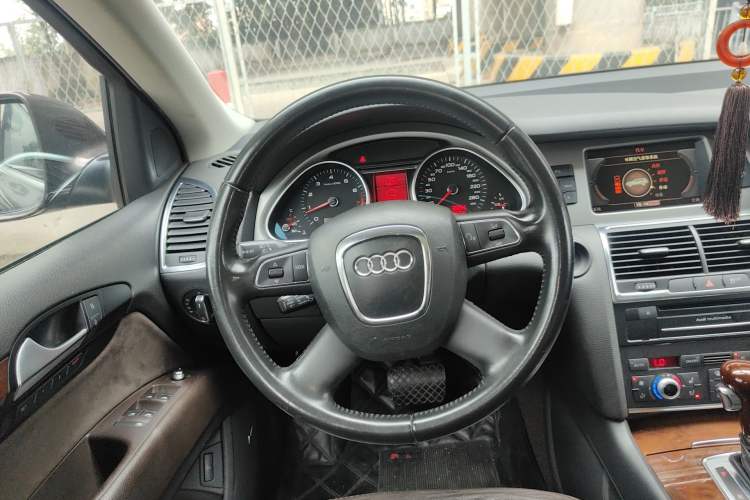 Used Audi Q7 2011 3.0 TFSI Comfort (200kW)
