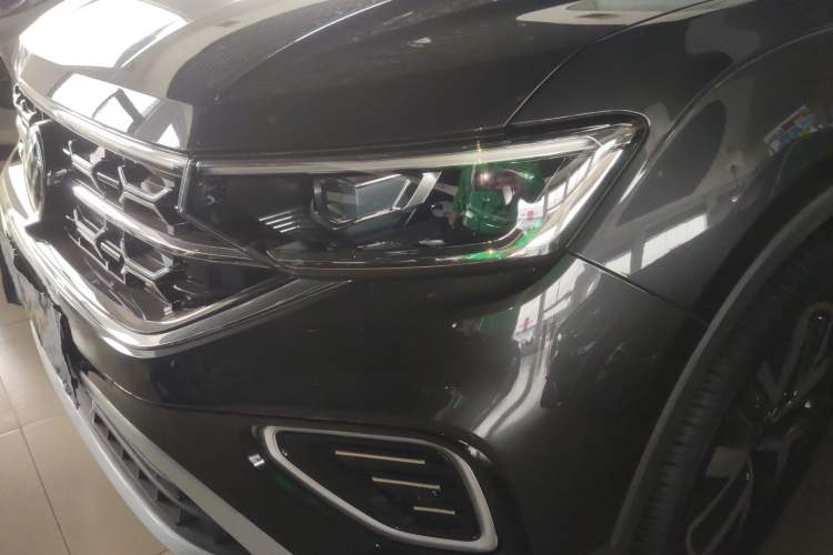 Used Volkswagen Tayron 2024 300TSI Two-Wheel-Drive Luxury Plus Advanced Version Left Front Headlight