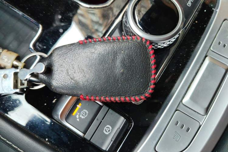 Used BAIC Off-Road BJ40 2019 2.3T Automatic Four-Wheel Drive Shengshi Huazhang Edition China VI Emission Standard