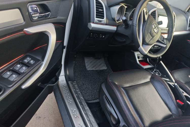 Used JAC Refine S3 2016 1.5L CVT Luxury Smart Version