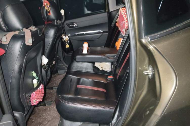 Used Peugeot 3008 2015 2.0L Automatic Classic Edition Left Rear Seat