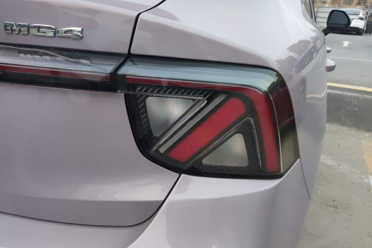 Used MG 4 EV 2026 Model 530 Smart Fun Edition Exterior 3