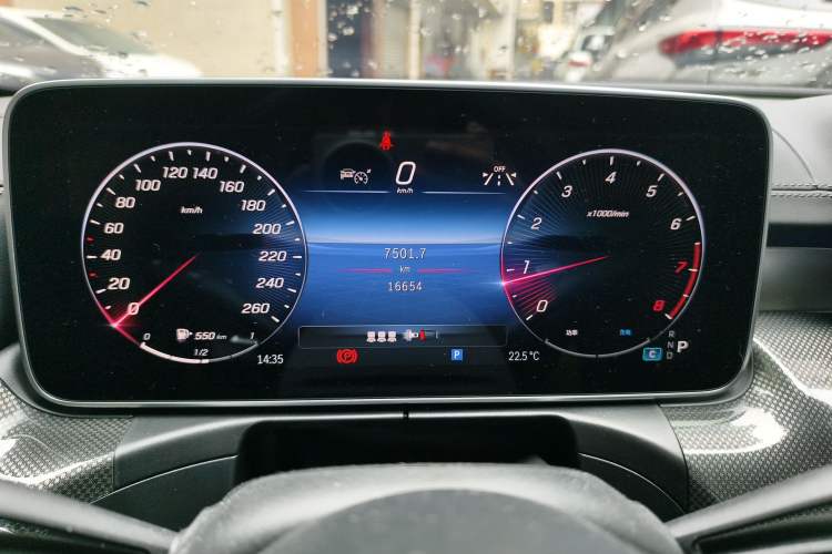 Used Mercedes-Benz C-Class 2024 Second Facelift C 260 L Starry Night Sport Edition Instrument Cluster