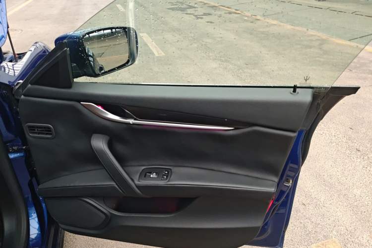 Used Maserati Ghibli 2014 3.0T Standard Edition
