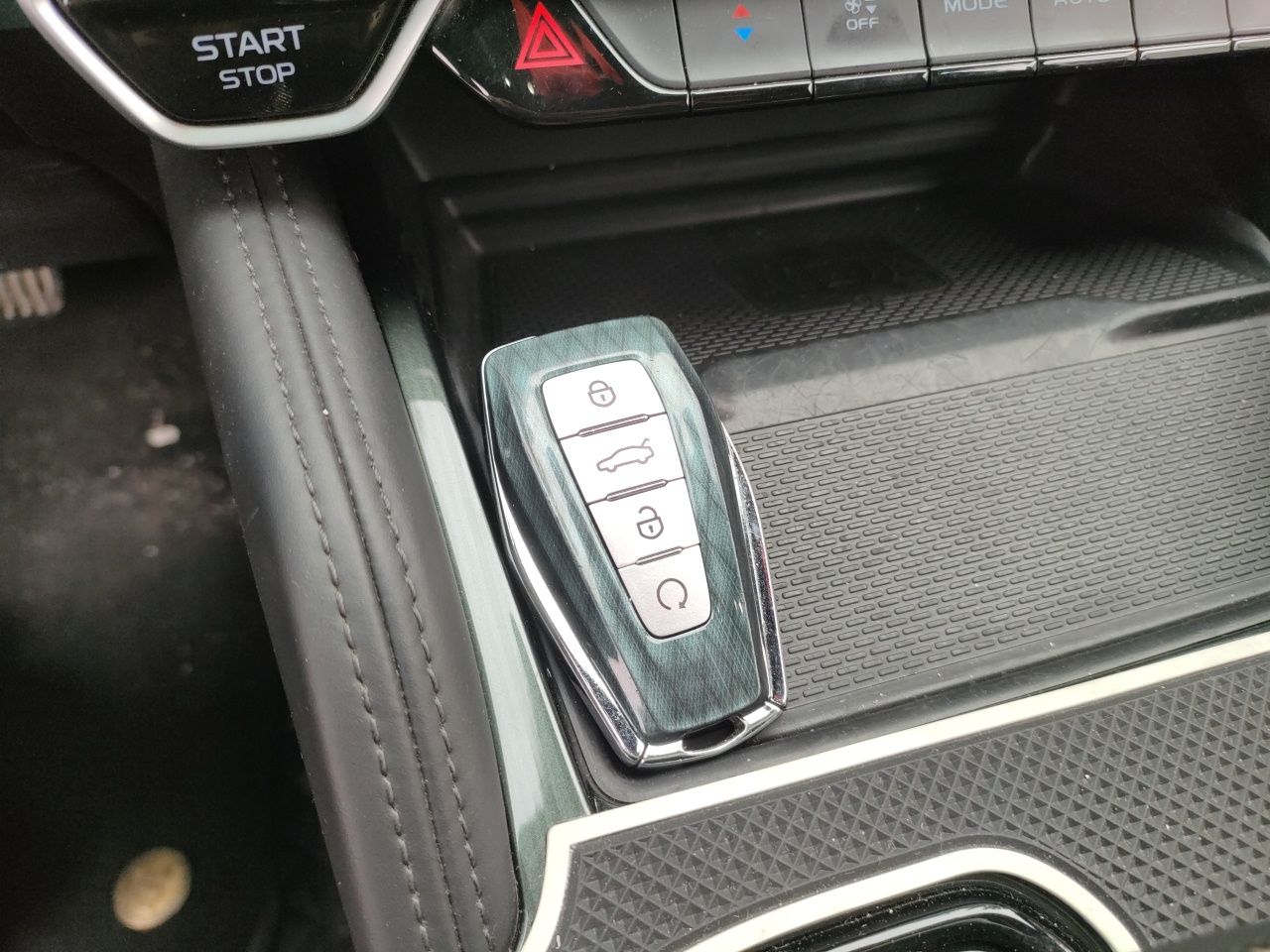 Geely Auto Monjaro L 2021 2.0TD High-Power Automatic All-Wheel-Drive Flagship Version — снимка 17