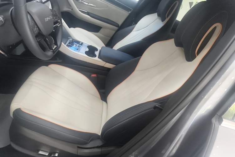 Used BYD Song PLUS New Energy 2024 Honor Edition EV 520km Premium Model