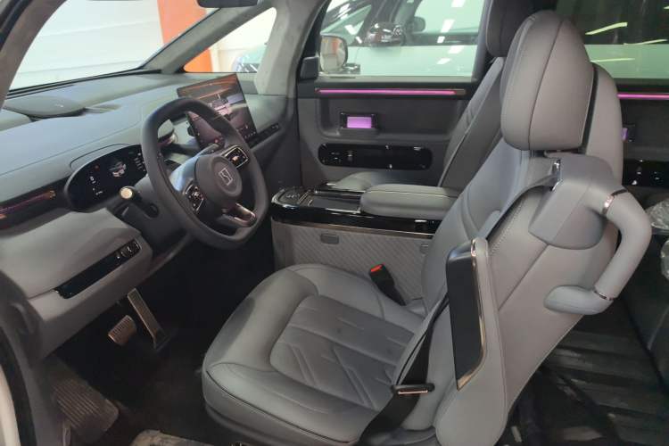 Used Zeekr MIX 2025 Intelligent Driving Version
