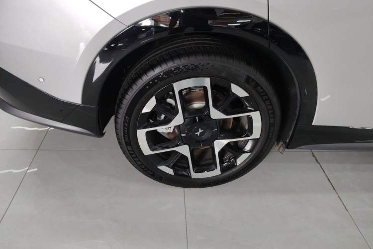 Used XPeng G7 2025 Model—702 Ultra Long Range Right Rear Wheel Hub