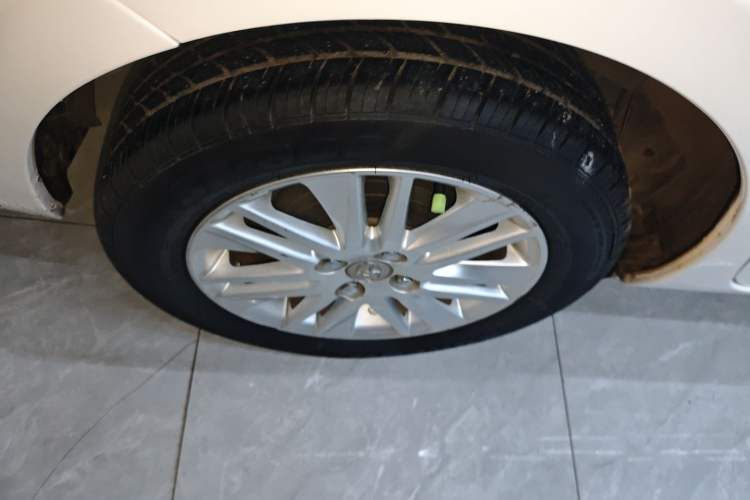 Used Toyota Vios 2017 1.5L Manual Trend Edition Right Rear Wheel Hub