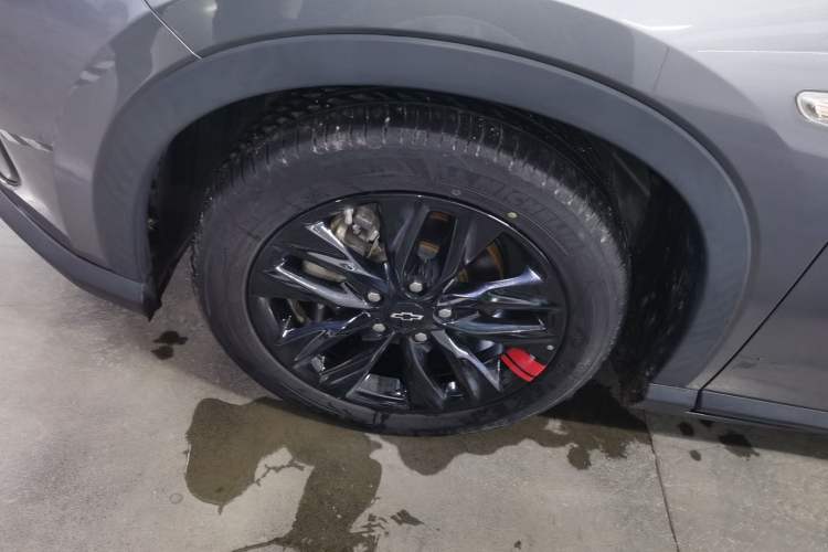 Used Chevrolet Orlando 2020 Light Hybrid Redline 530T Automatic Enjoyment Edition (5+2 Models)
