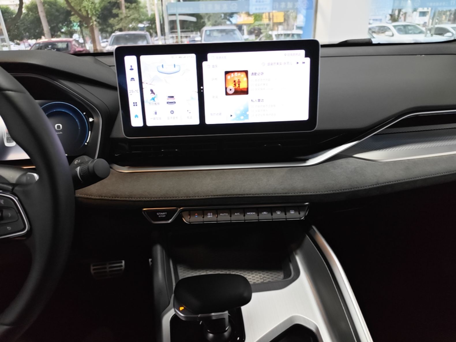 Geely Auto Preface 2023 2.0TD "Only This Verdant Green" Edition — снимка 15