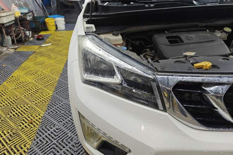 Used CHANGAN CS15 2016 1.5L Manual Fashion Edition
