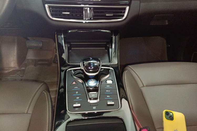 Used BYD Song MAX New Energy 2022 DM-i 105KM Executive Edition Gear Lever