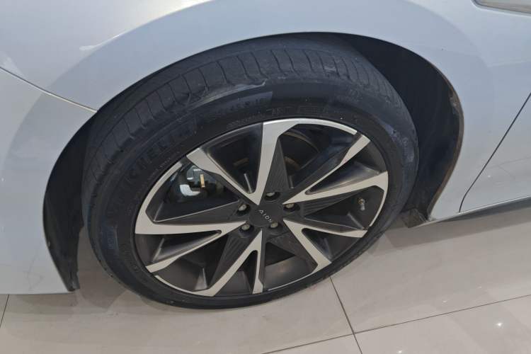 Used AION S Plus 2022 70 Intelligent Driving Edition Left Front Wheel Hub