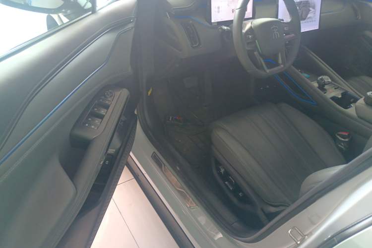 Used BYD Song L EV 2025 Intelligent Driving Version 662 km LiDAR Excellence Edition