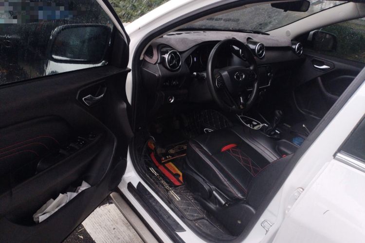 Used Soueast DX3 2018 1.5L Manual Luxury Model
