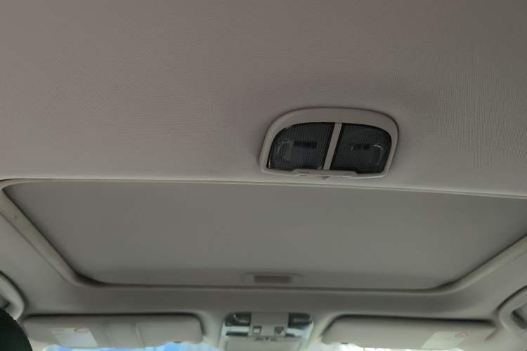 Used Subaru Outback 2010 2.5i Luxury Edition Headliner