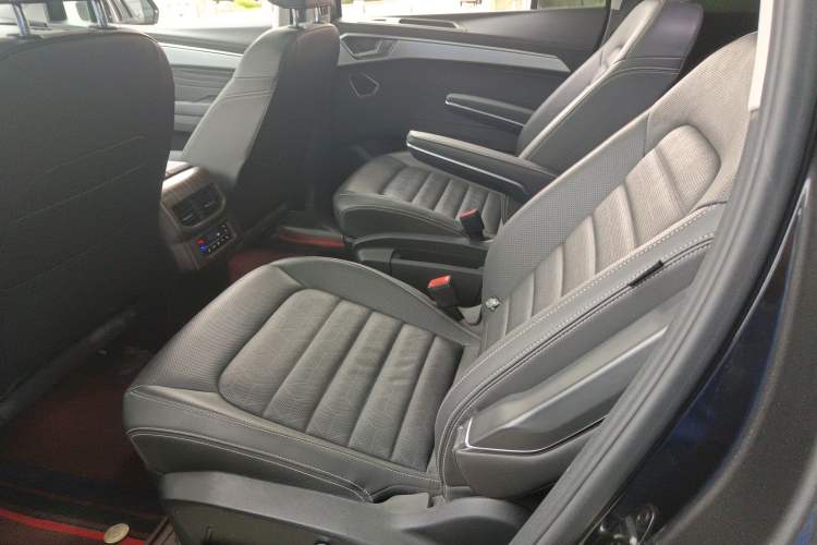 Used Volkswagen Talagon 2023 Facelift 380TSI All-Wheel-Drive Luxury Jiajing Pro 6-Seater
