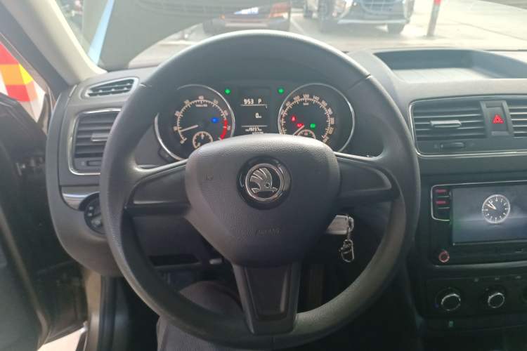 Used Skoda Yeti 2017 TSI280 DSG Advanced Edition