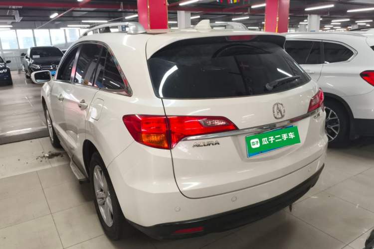 Used Acura RDX 2013 3.0L Two-Wheel Drive Elite Edition Exterior 2