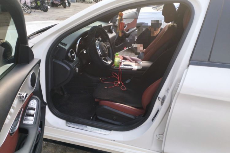 Used Mercedes-Benz C-Class 2019 C 260 Sport Edition Driver Seat