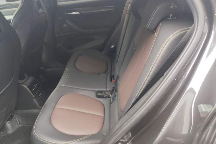 Used BMW X2 2023 xDrive 25i Shining Edition
