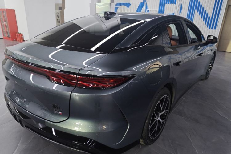 Used BYD Han L 2025 DM-p Four-Wheel-Drive LiDAR Flagship Model
