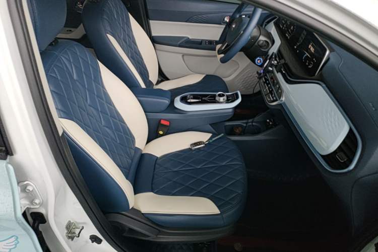Used CHANGAN Benni E-Star 2022 Qingxin Edition Colorful Model Lithium Iron Phosphate
