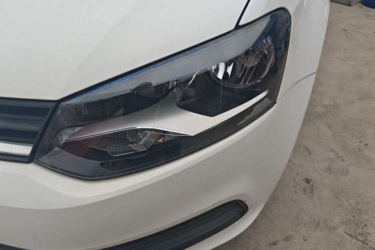 Used Volkswagen Polo 2016 1.4L Manual Fashion Model
