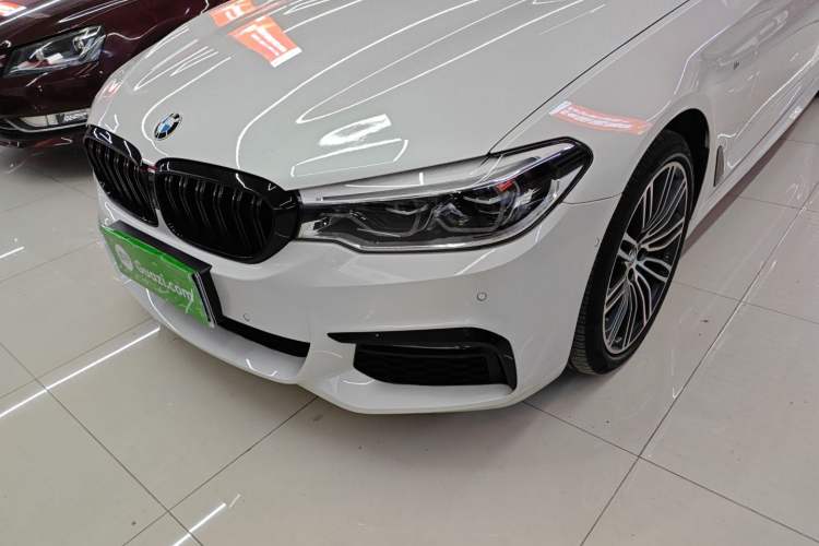Used BMW 5 Series 2018 Restyled 530Li Luxury Edition M Sport Package
