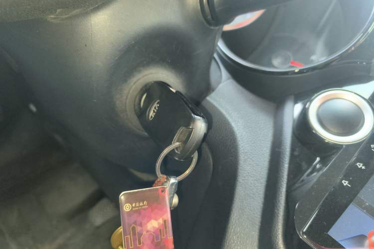 Used Kia K2 2015 Sedan 1.4L MT GLS